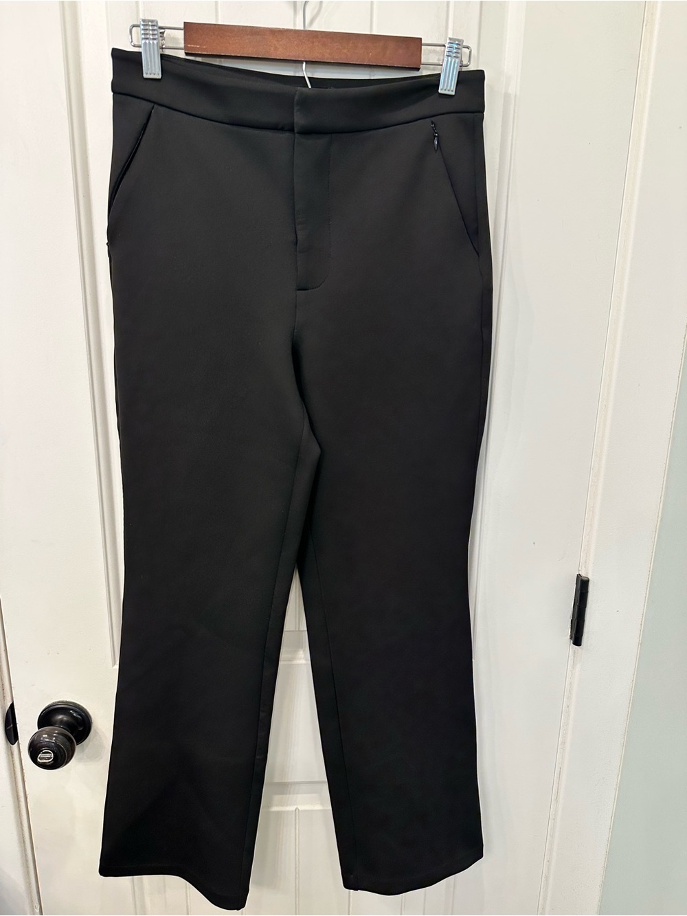 Good American Black Scuba Cropped Straight Leg Trousers Size 4/27